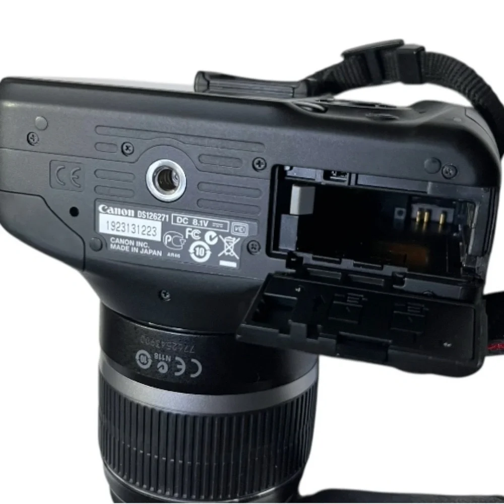 EUC Canon DS126271 EOS REBEL T2i Camera W/18-55mm Image Stabilizer Lens